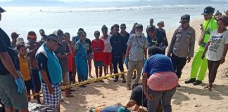 Kondisi Jasad Tokoh Papua Fileb Karma saat di temukan di Pinggir Pantai Base-G, foto : nesta/jeratpapua.org