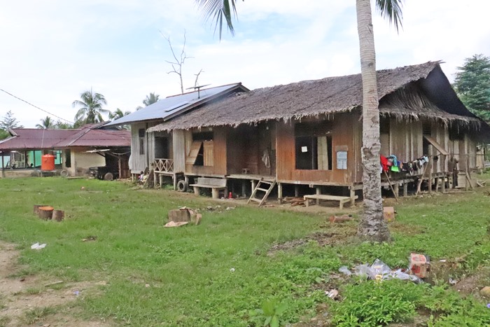 Kondisi Perumahan Kampung Benggwin Progo, foto ;nesta/jeratpapua.org